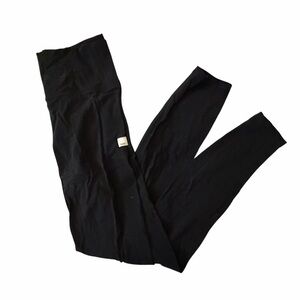 Vuori Black AllTheFeels Leggings